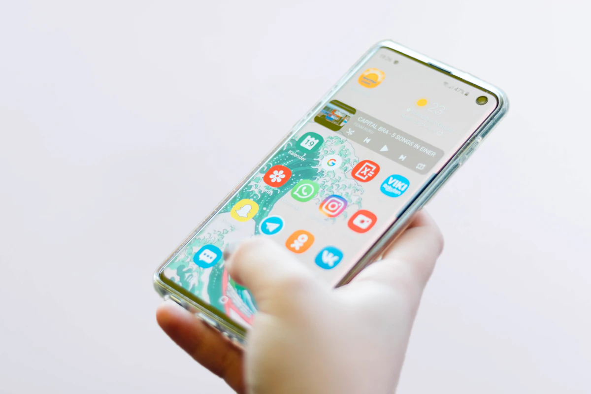 اپلیکیشن بیمه